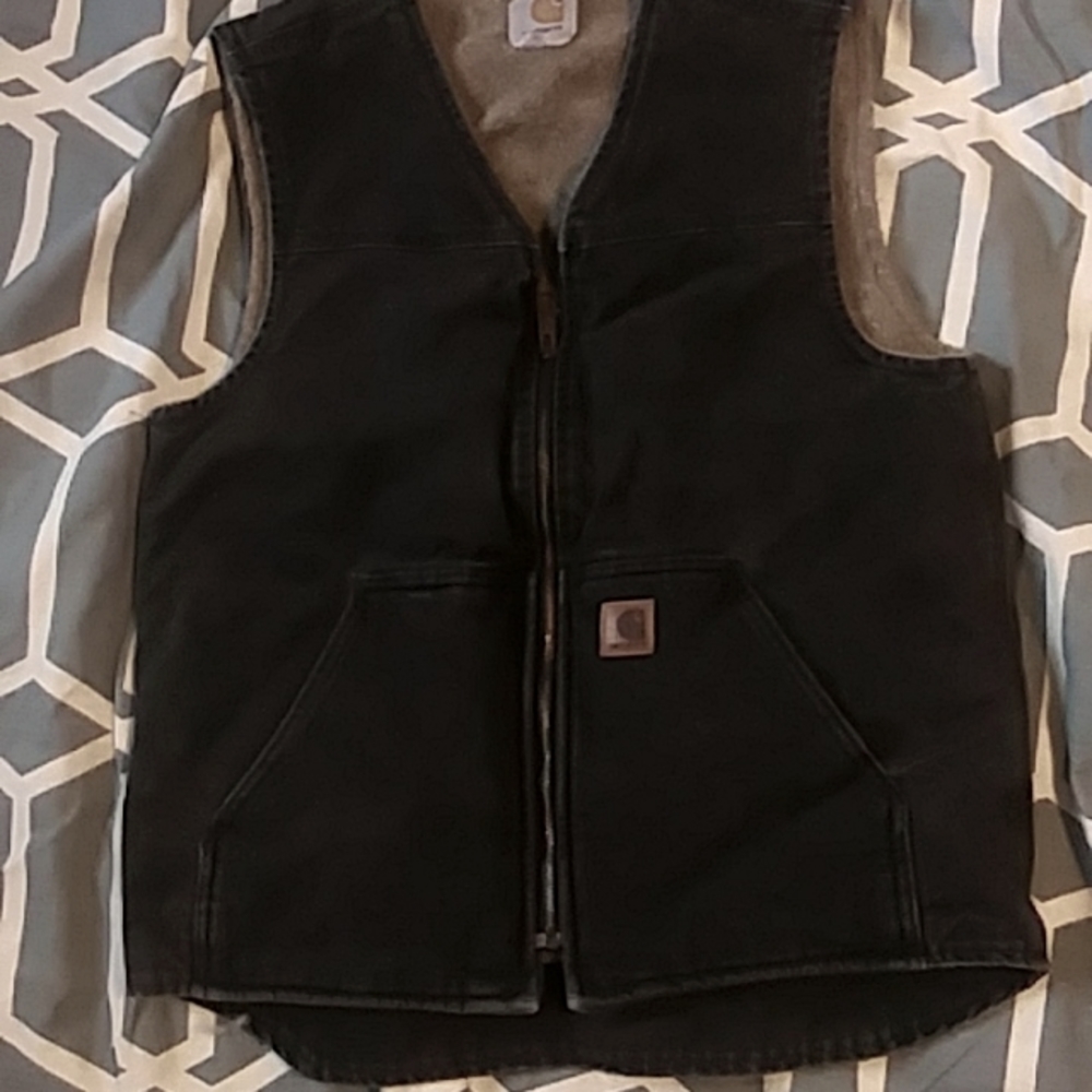 Carhartt duck lined sherpa vest